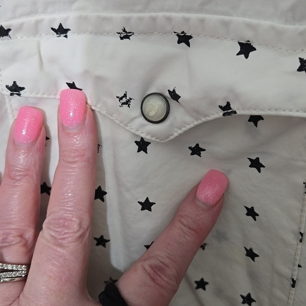 The FOUNDRY SUPPLY CO Men's White w/ Star Patterned Shirt 2XLT For Tall Wear - Picture 3 of 5